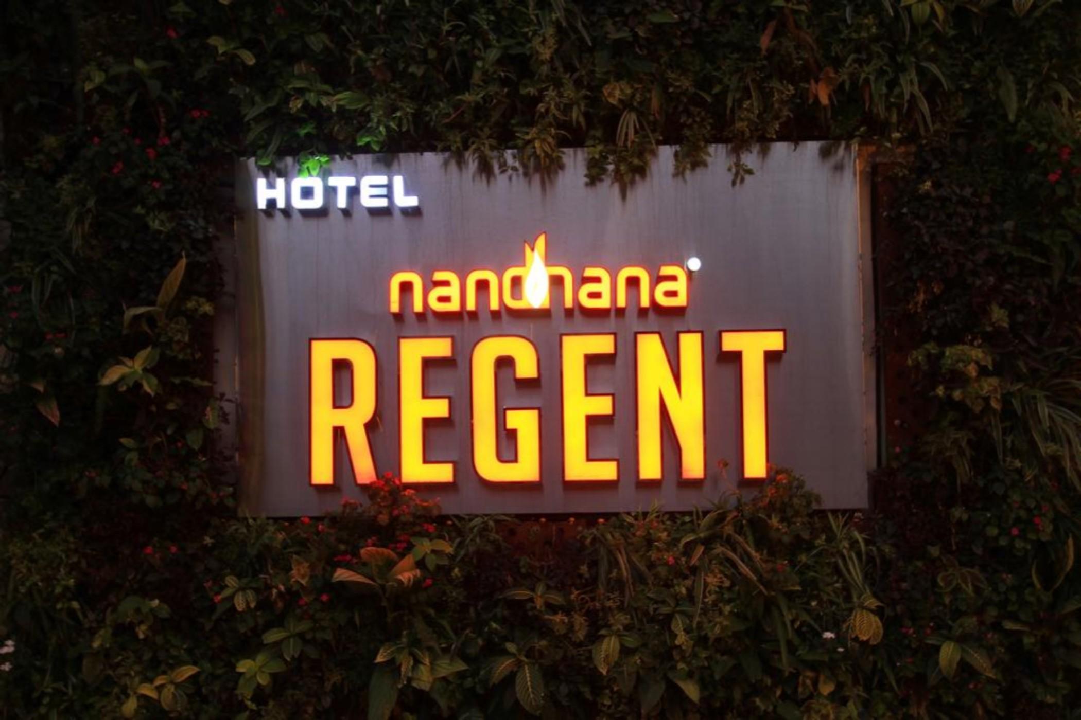Hotel La Sara Regent Bangalore Exterior foto